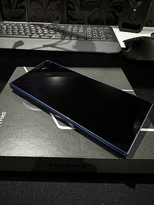 Samsung fold 7 (1 foto / 4)