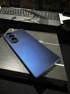 Samsung fold 7 (2 foto / 4)