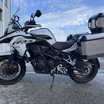 Benelli TRK 502 X 500cm3 35kw туристический/приключенческий мотоцикл