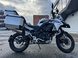 Benelli TRK 502 X 500cm3 35kw adventurer/touring mootorratas (3 foto / 8)