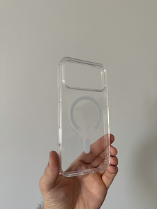 iPhone 18 Pro Max MagSafe ümbris ja 2 paigaldusraamiga kaits (2 foto / 5)