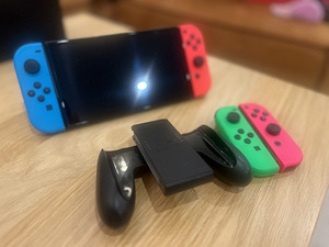 Nintendo Switch OLED + lisad (2 foto / 3)