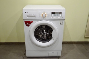 Стиральная машина LG F10B8NDA, бесплатная доставка (1 фото из 2)