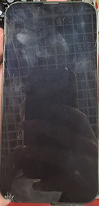 iPhone (1 foto / 2)
