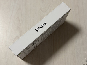 Apple iPhone 16 Black 128GB uus, kinnises pakendis (2 foto / 3)