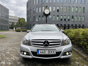 Mersedes-Benz C220cdi Facelift (2 foto / 11)