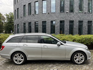 Mersedes-Benz C220cdi Facelift (4 foto / 11)