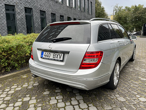 Mersedes-Benz C220cdi Facelift (5 foto / 11)