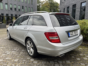 Mersedes-Benz C220cdi Facelift (7 foto / 11)
