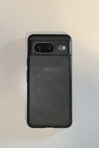 Google Pixel 8 (5 foto / 5)
