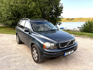 Volvo XC90 (3 foto / 15)