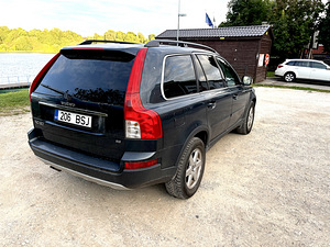 Volvo XC90 (4 foto / 15)