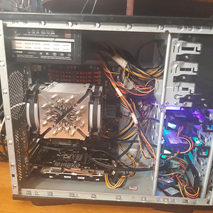 Retro Arvuti: I7 Extreme Edition Dual Raid Ssd (1 foto / 4)