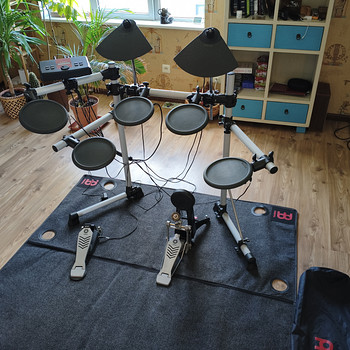 Elektroonilised trummid Yamaha DTXplorer + Meinl trummivaip