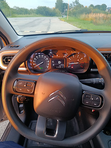Citroen C3 1,2 Pure Tech 2021.a. ls.19400 km (3 foto / 14)