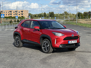 Toyota Yaris Cross Elegant (1 foto / 15)