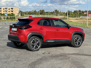 Toyota Yaris Cross Elegant (4 foto / 15)