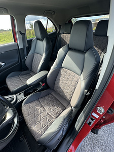Toyota Yaris Cross Elegant (8 foto / 15)
