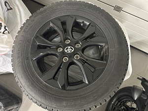 Toyota Yaris Cross Elegant (15 foto / 15)
