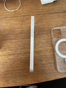 iPhone 12 mini (3 foto / 6)