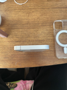 iPhone 12 mini (6 foto / 6)
