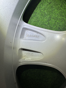 Audi A4 valuvelg rehviga (6 foto / 7)