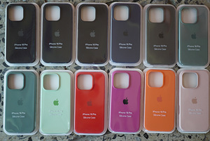 Защитные силиконовые чехлы на Apple iPhone/Защита на дисплей (2 фото из 10)