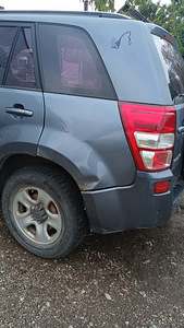 Suzuki (2 foto / 3)