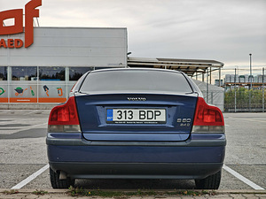 Volvo S60 (3 foto / 14)