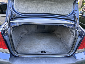 Volvo S60 (12 foto / 14)