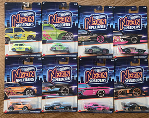 Hot Wheels Neon Speeders Set (1 foto / 1)