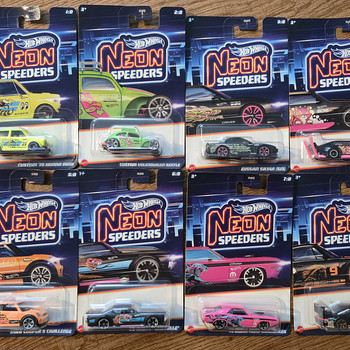 Hot Wheels Neon Speeders Set
