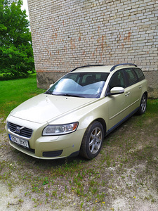 M: volvo v50 varuosadeks (1 foto / 4)