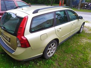 M: volvo v50 varuosadeks (4 foto / 4)