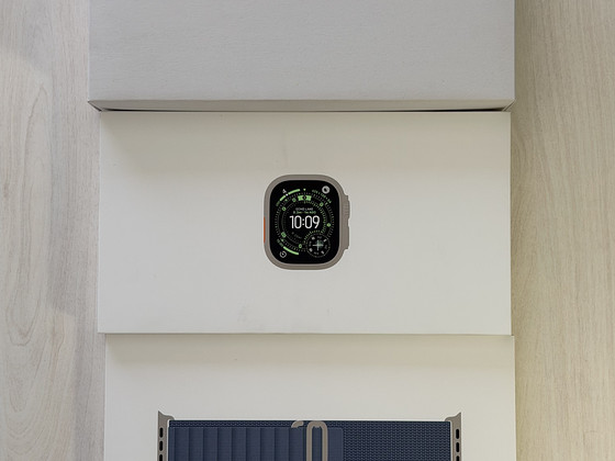 Apple Watch Ultra 3 49mm Natural Ti nagu uus