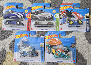 Hot Wheels Mainline Mix 1. 2€/tk (6 foto / 10)