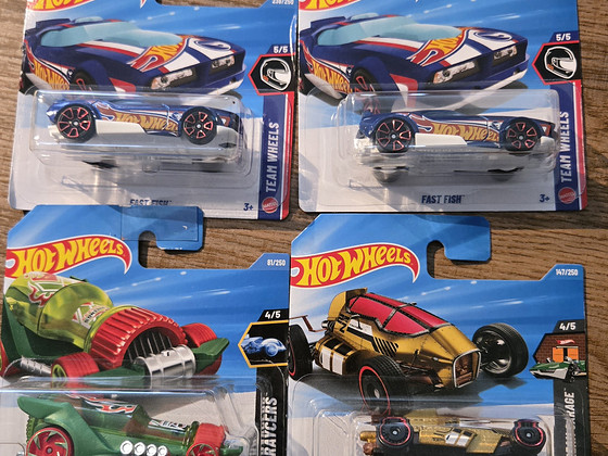 Hot Wheels Treasure Hunt