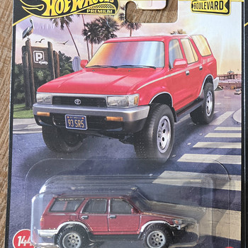 Hot Wheels Premium Toyota 4Runner
