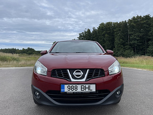 Nissan Qashqai 2012a. 2.0 bensiin 4×4 Automaat 131000km (1 foto / 15)