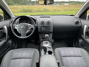 Nissan Qashqai 2012a. 2.0 bensiin 4×4 Automaat 131000km (11 foto / 15)