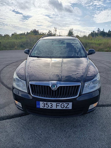 Skoda Octavia 1.6tdi 77kW 4x4 (1 foto / 12)