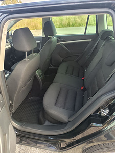 Skoda Octavia 1.6tdi 77kW 4x4 (6 foto / 12)