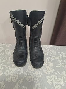 Saapad / Motosaapad Daytona Road Star GTX 38 (5 foto / 5)