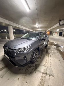 Rav4 luxury plus 2022, 2.0 bensiin 129kw cvt 34000km (5 foto / 11)