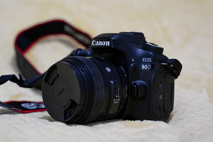 Canon EOS 80D komplekt + 3 objektiivi (2 foto / 9)