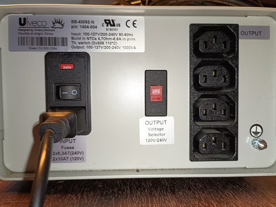 Медицинский изоляционный трансформатор Uveco / Welch Allyn 1000 VA, 120