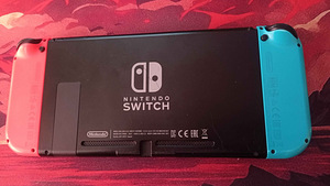 Nintendo Switch 256 ГБ (2 фото из 3)