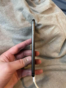 iPhone 8 Must 64GB (3 foto / 5)