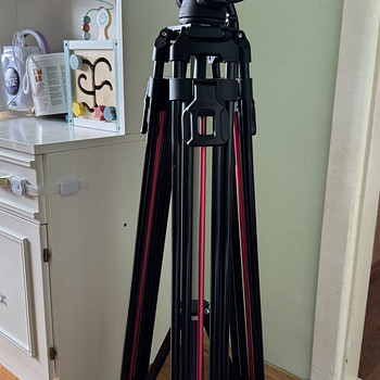 Videostatiiv Neewer TP75 (189 cm) vedelikpea ehk fluid peaga