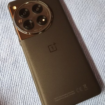 OnePlus 12